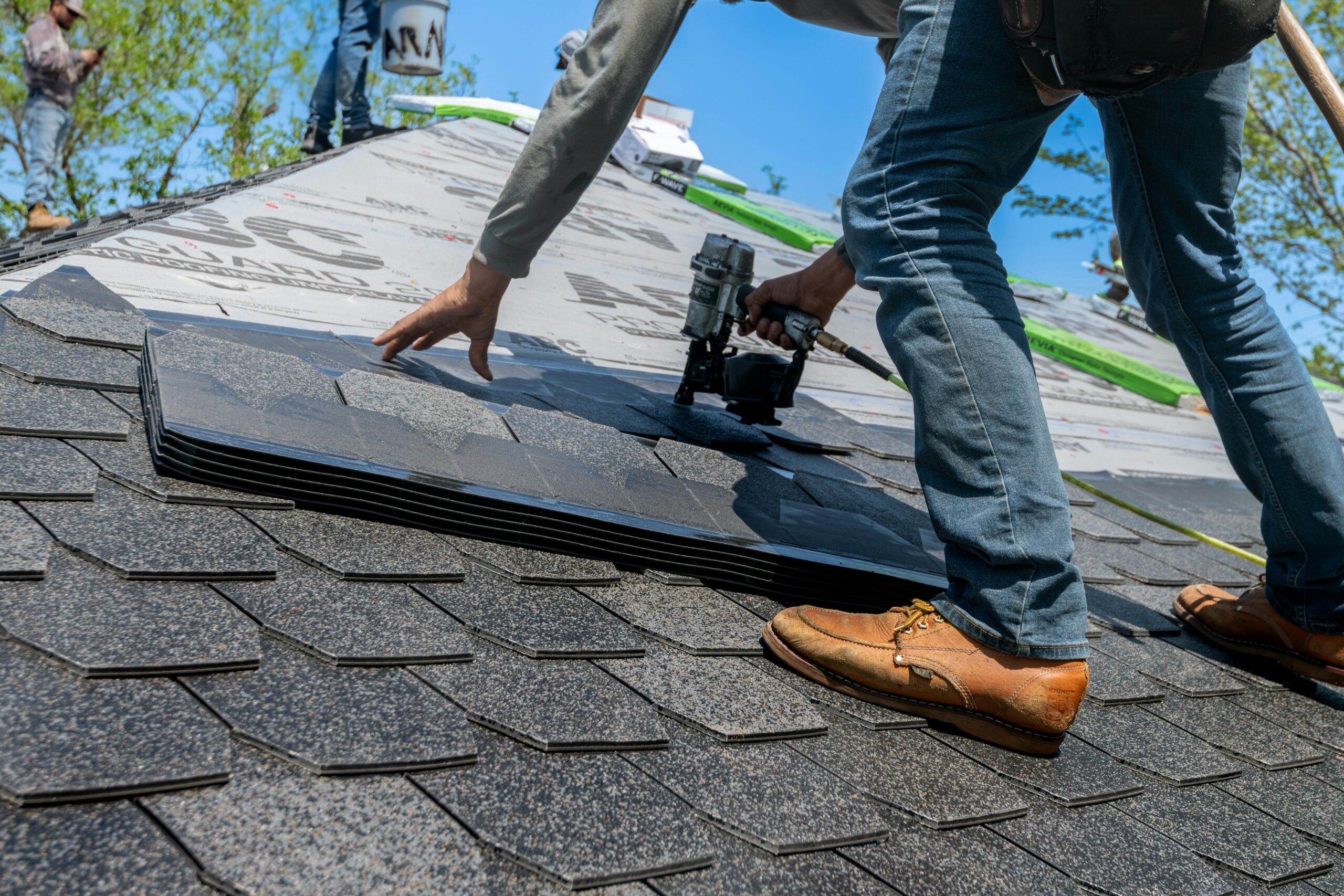 emergency roof repair Winnipeg